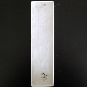 Heart pendant necklace